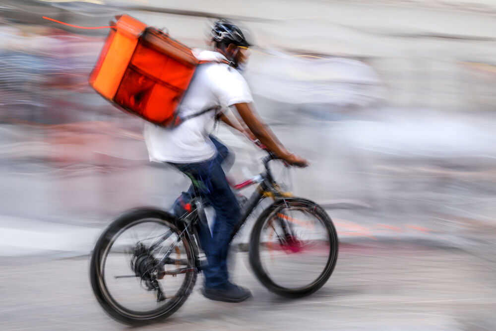 What Manufacturers Can Learn from Deliveroo